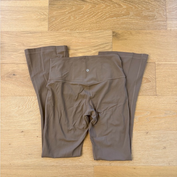 Lululemon pants - Picture 2 of 3